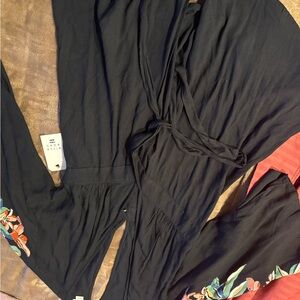 Black Floral Trim Wrap  billa bong bohemian